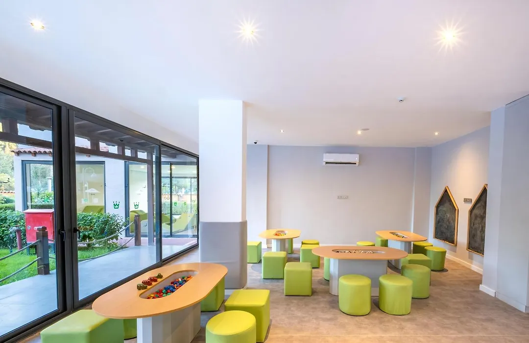 Utopia Resort & Residence-1
